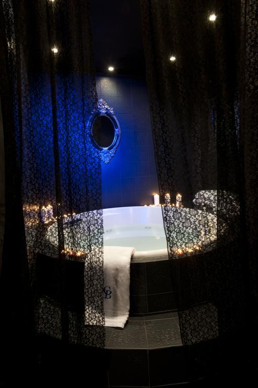 The Crystal Blue Hotel Atene Esterno foto